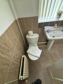 Charming Home in Merseyside, sleeps 7 - 8