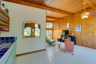 2 Mi to Riverwalk Palmetto Gem with Fire Pit and BBQ - 1