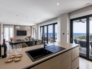 Villa Luxury Villa Mare by Interhome - - 6