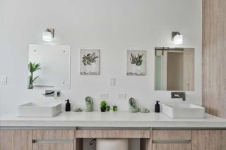 Brand New Stunning Condo with Large Pool - Playa Avellana - 3