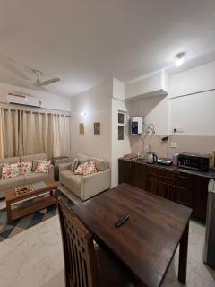 Elitee Stays - Greater Noida - 3