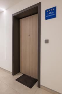 INNA Luxe Apartment with free parking - Pula - 8