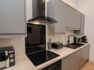 The Salisbury Apartment 105 - Scarborough - 3