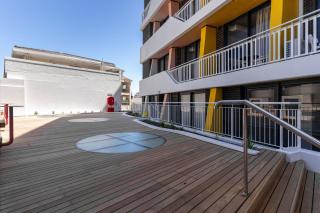 The Blok 305 - Studio Apartment in Sea Point - 2