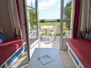 LocaLise - Maison D02 - Vue mer - Accès piscine - Wifi inclus - Draps et lits faits inclus - Face à la plage - Centre et port à 700m - Le Guilvinec - 4