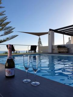 Trendy apartment with sea view and private pool - 0