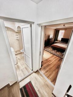 Avlabari Apartment - Tbilisi - 7