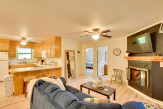 Grand Murphy Cabin with Fire Pit and Game Room! - Murphy - 7