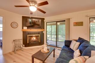 Grand Murphy Cabin with Fire Pit and Game Room! - Murphy - 6