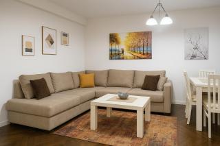 TULIPS Central - Entire Apartment - Tirana - 9
