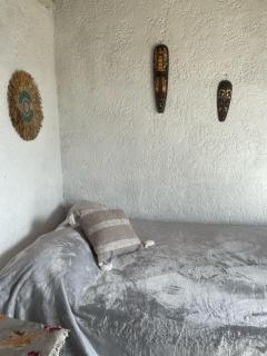 Alojamiento Económico Lunas con Baño Privado - Chuy - 9