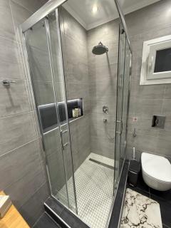 Sunflower Modern Stay - Kavala - 2