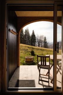 Appartement très calme 2 chambres avec parking et jardin privé sur les hauteurs de Briançon - Briançon - 0