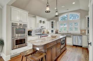 5 32nd Avenue by AvantStay Gourmet Kitchen Pool Balconies - Isle of Palms - 8