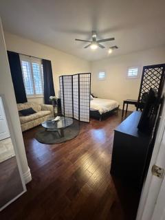 Elegance Meets Comfort - Mesa - 0