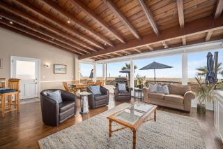 Luxurious Oceanfront Home with Incredible Views - 3