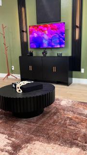 Lucky Lux - Houston - 5