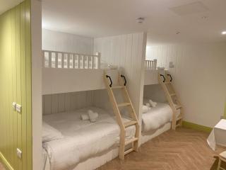 Walsh's Hotel and Apartments - Maghera - 5