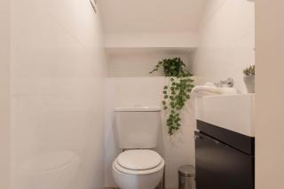 Fliphaus Thames 'A' Terrace Pool & BBQ 12 pax in Soho - Buenos Aires - 4