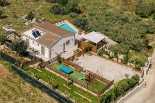 Halaro Villa - Gerani - 8