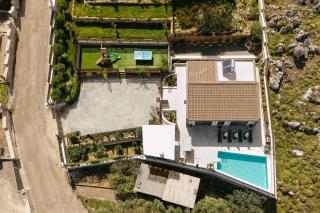 Halaro Villa - Gerani - 9
