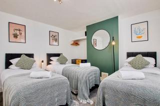 Charming House - Close to City Centre - Self-Check-In - Free Parking, Fast WiFi, Smart TV and Garden by Yoko Property - 9