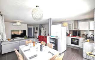 Gorgeous Home In Alénya - 5