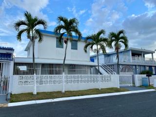 Modern Family Home 5 Minutes from Beach - Toa Baja - 6