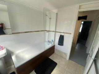Leslie House - Gillingham - 1