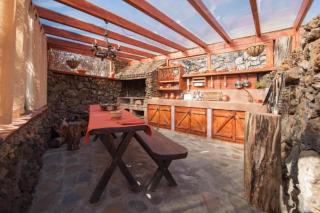 Relájate en un Entorno Acogedor con Vistas y BBQ - Isora - 6