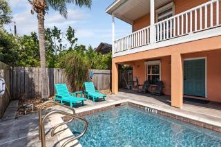 Beach Breeze - Game Room Private Pool Steps To The Beach - South Padre Island - 7