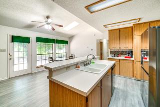 8 Mi to Lewisville Lake Peaceful Countryside Home - New Hope - 5