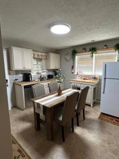 Serene Retreat! 420 friendly in designated area, 3 minutes to downtown Richmond - Richmond - 4