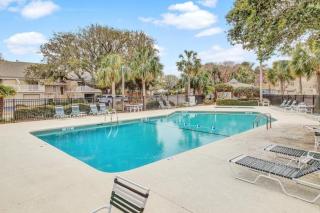 44 Fairway Dunes by AvantStay Steps from the Beach Pool TennisPickleball Courts - Isle of Palms - 9