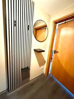 2-Modernes 1-Raum Apartment in Wiesbaden,ruhig und mit Terrasse - 1