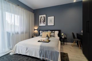 HOLT - Chic Black & White 2BR Retreat on Dambovitei - Bucarest - 6