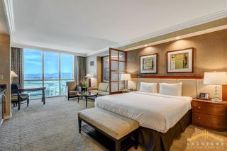 MGM Signature-12-606 Jacuzzi Studio - 0