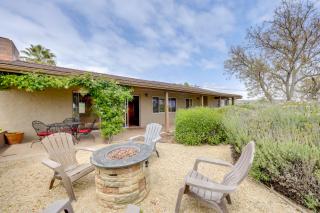 Near Eats and Wineries Paso Robles Home with Patio! - Paso Robles - 0