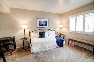 SeaCliff - Seaclusion by Paradise Retreats - 1