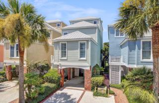 103 Grand Pavilion by AvantStay Steps to Beach - Isle of Palms - 0