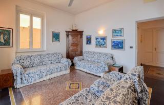 4 Bedroom Lovely Apartment In Camogli - Camogli - 1