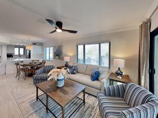 Seaside 401 - 2