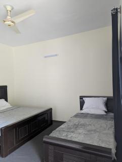 Kunhar Sarai Hotel Balakot - 1 MASTER & 1 TWIN BED ROOM - Bālākot - 7