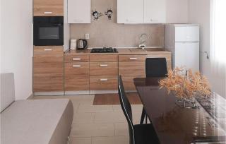 Stunning Apartment In Novalja With Wifi - 7