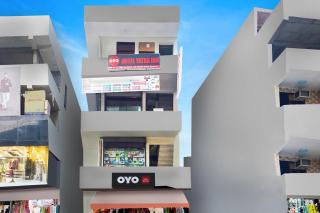 Hotel O YATRA INN - Kalkaji Devi - 3