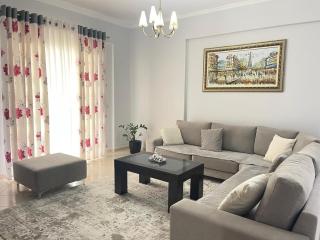 Miri Sea View Apartament - Sarandë - 0
