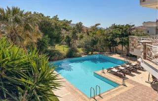 Gorgeous Home In Lagonisi With Wifi - Lagonissi - 4