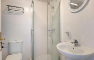 2 Bedroom Cozy Apartment In Manilva - Manilva - 6