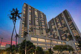 Oceanview Retreat on 19th Floor Near Waikiki Beach (21908) - Honolulu - 5