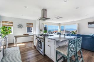 Luxury Ocean View Condo Steps To The Sand VIEWS - Manhattan Beach - 7
